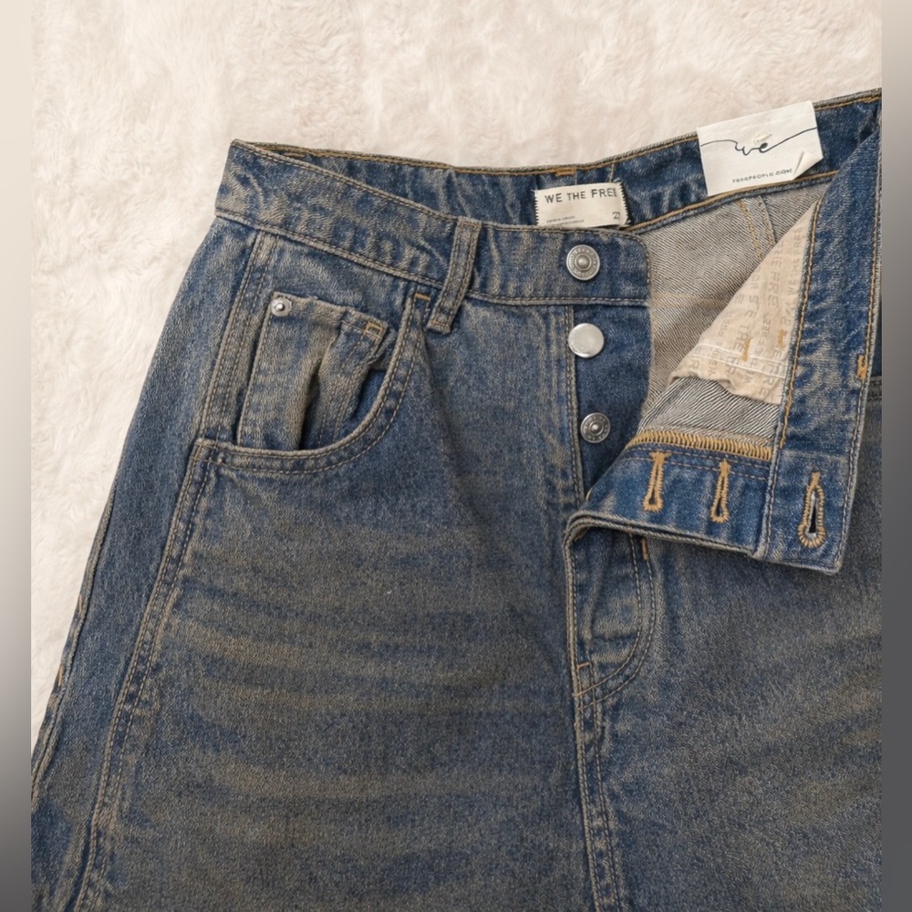 We The Free Good Luck Mid Rise Barrel Women Jeans, NWT, Size 27. - Picture 5 of 7